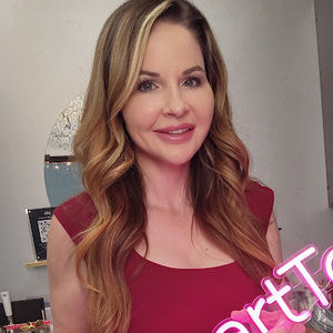 Meet your Posher, Cassandra